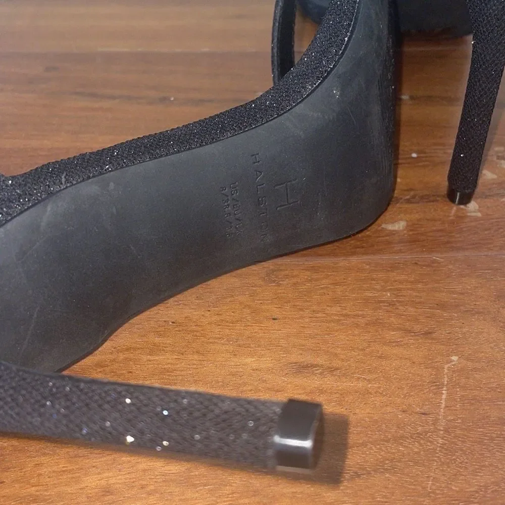 Halston Woman’s Maui Open Toe Ankle Strap Dress Sandals Size 8